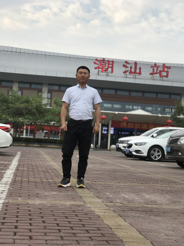 健华的第三张照片--厦门相亲服务中心