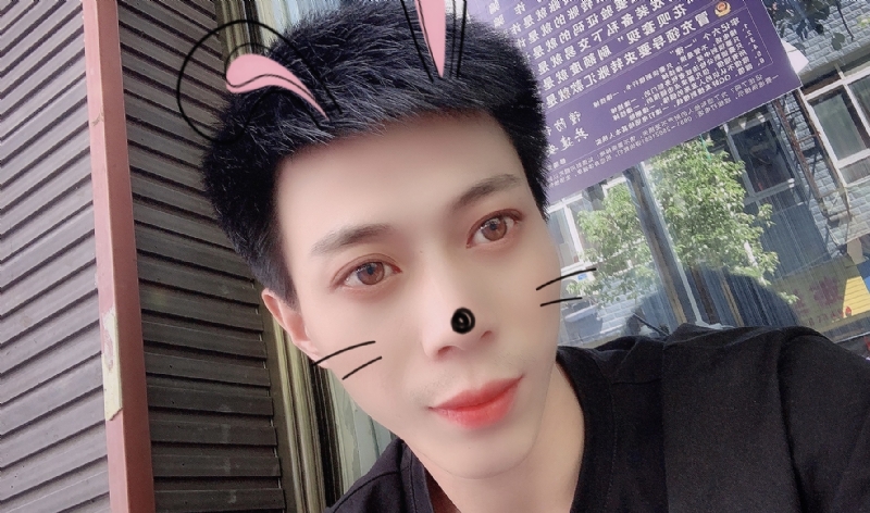 酒伴你的第一张照片--厦门相亲服务中心