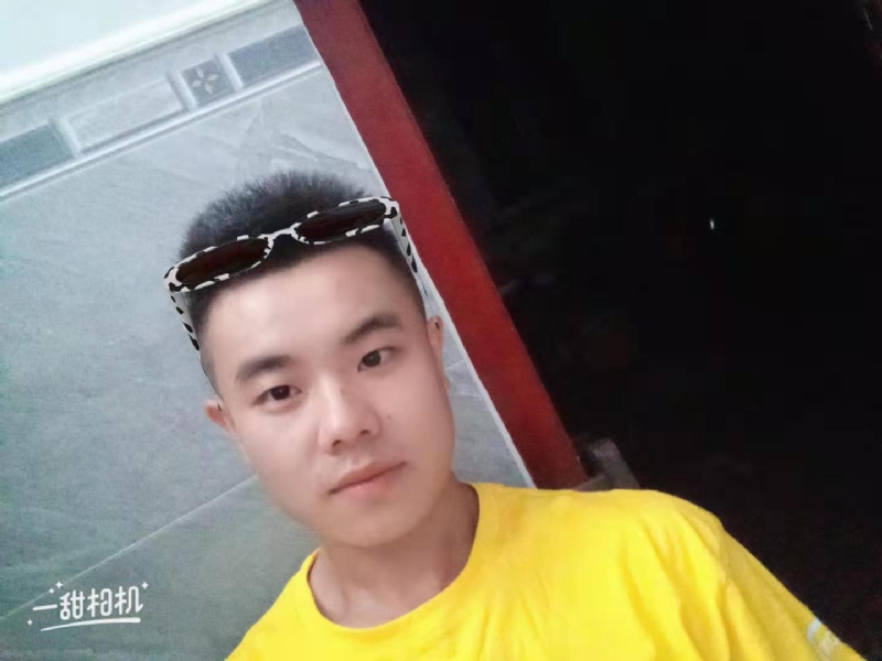 建国90周年的学渣的第一张照片--厦门相亲服务中心