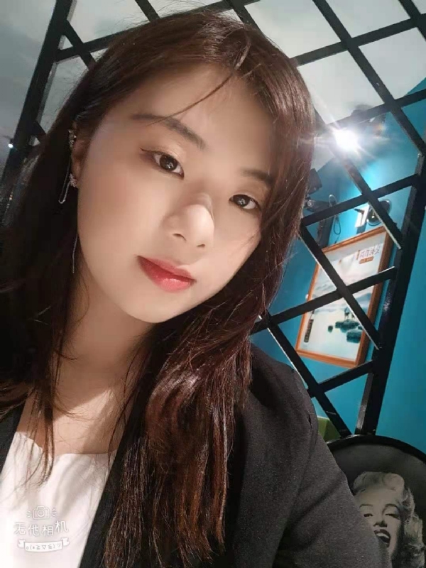 带翅膀的小猫的第一张照片--厦门相亲服务中心