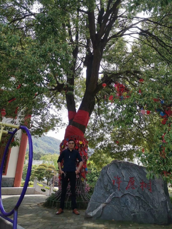 霸气的第一张照片--厦门相亲服务中心