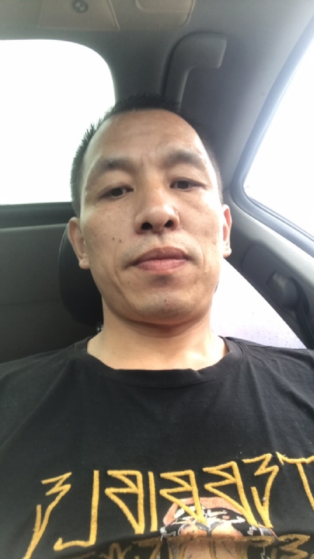 迷茫的第一张照片--厦门相亲服务中心