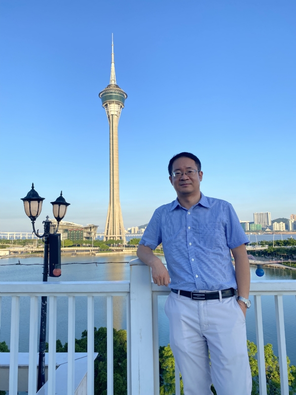 Yangyi的第三张照片--厦门相亲服务中心