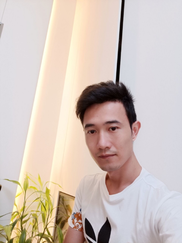简的第一张照片--厦门相亲服务中心