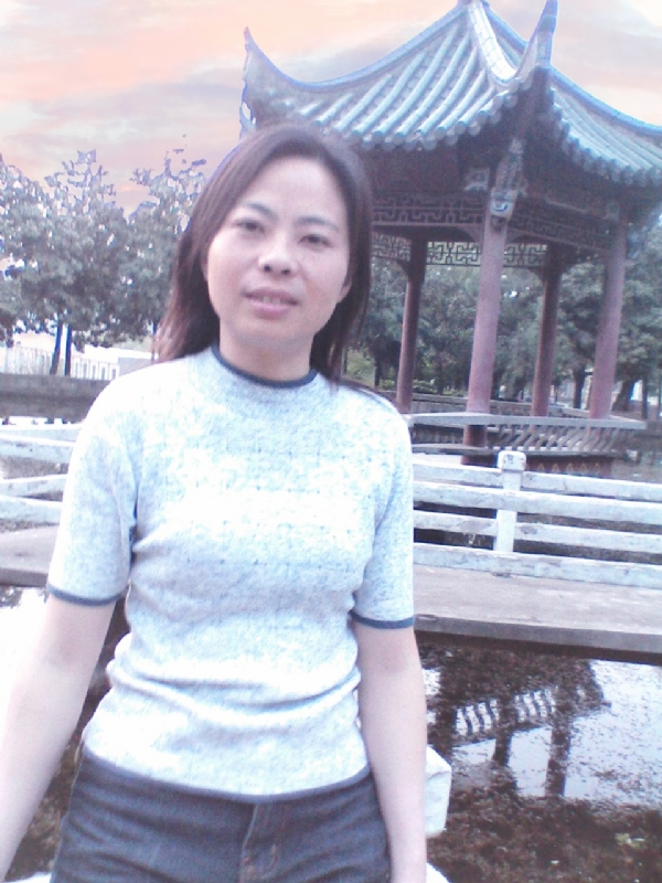 小草的第一张照片--厦门相亲服务中心