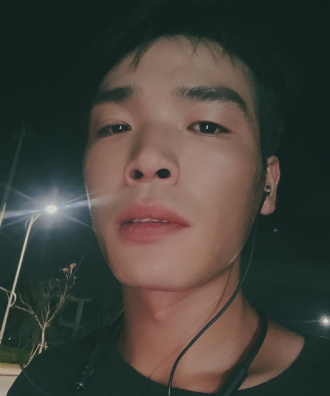满船清梦压星河的第一张照片--厦门相亲服务中心