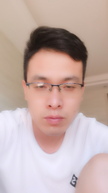 携一人白首的第一张照片--厦门相亲服务中心