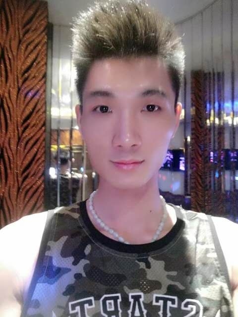人生如戏的第一张照片--厦门相亲服务中心