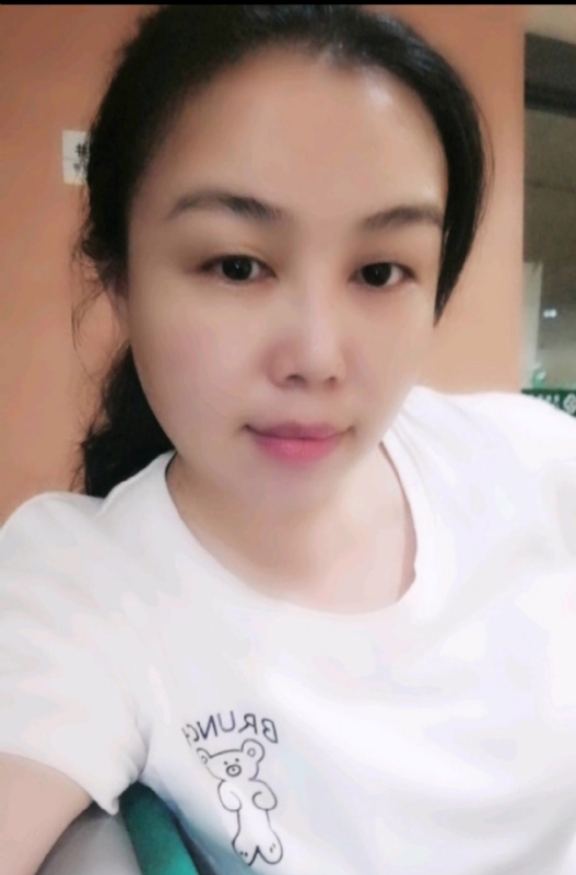 淡淡的云的第一张照片--厦门相亲服务中心