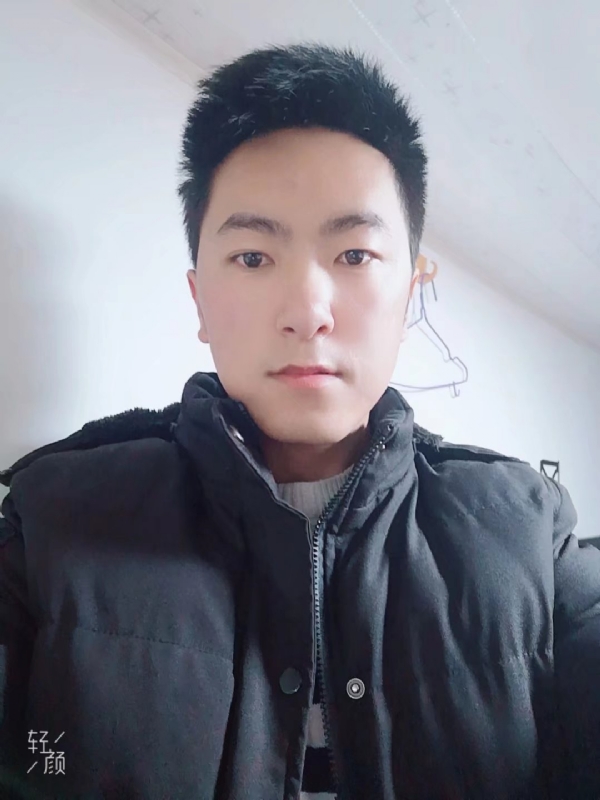 儒雅的玉龙兄的第一张照片--厦门相亲服务中心
