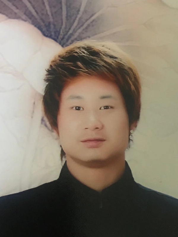 咮辛的第一张照片--厦门相亲服务中心
