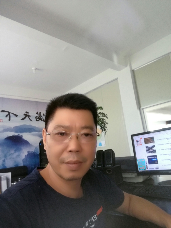 心平气和的第一张照片--厦门相亲服务中心
