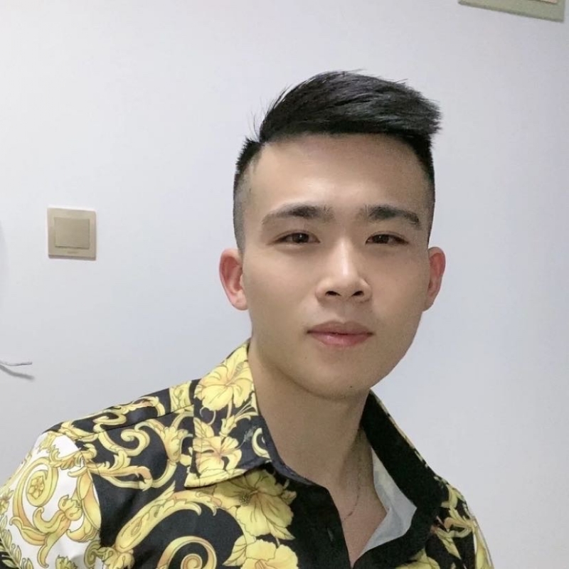 迷彩冲锋衣的第一张照片--厦门相亲服务中心