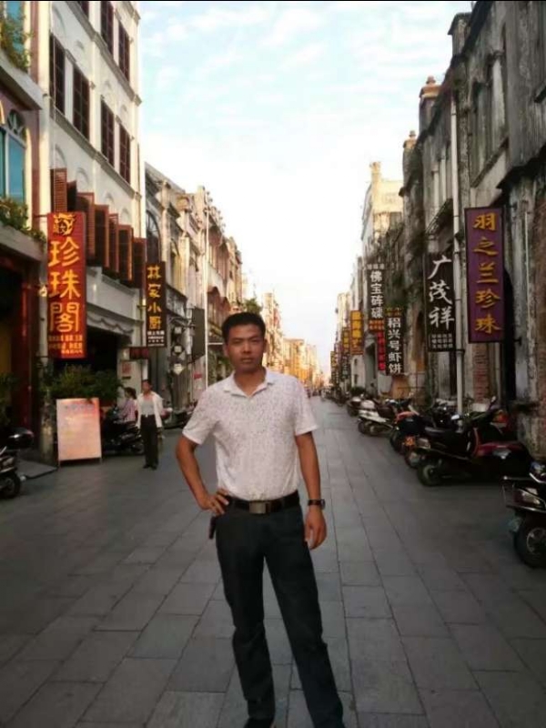 爱生活爱健康的第一张照片--厦门相亲服务中心
