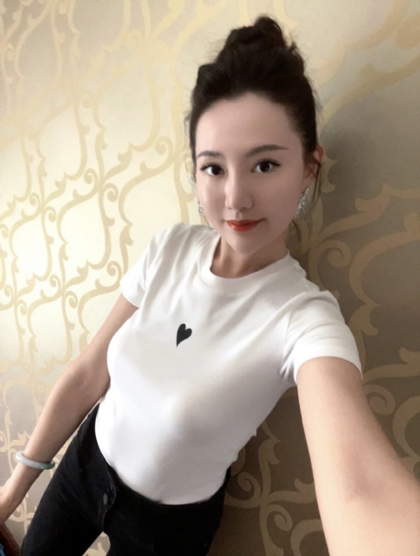 雨熙的第一张照片--厦门相亲服务中心