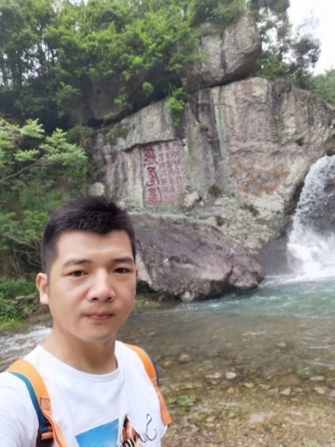 愿得一人心的第一张照片--厦门相亲服务中心