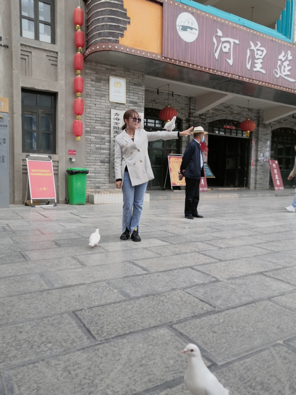 艳艳的第一张照片--厦门相亲服务中心