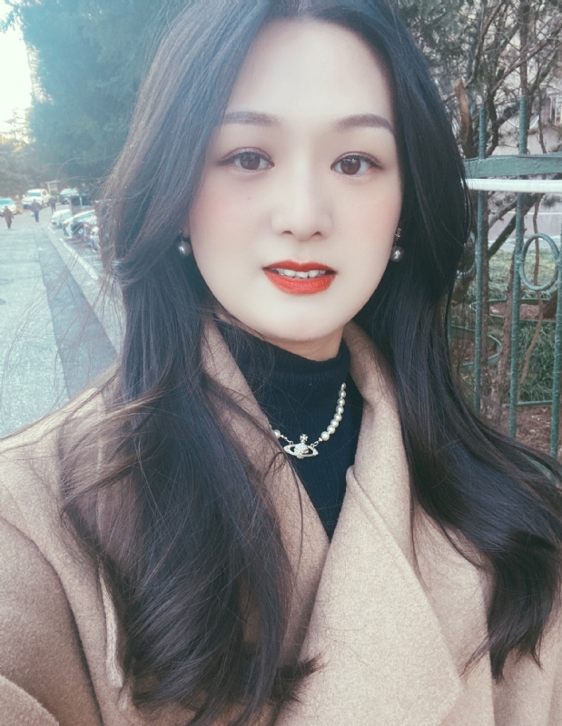 盧盈穎的第一张照片--厦门相亲服务中心