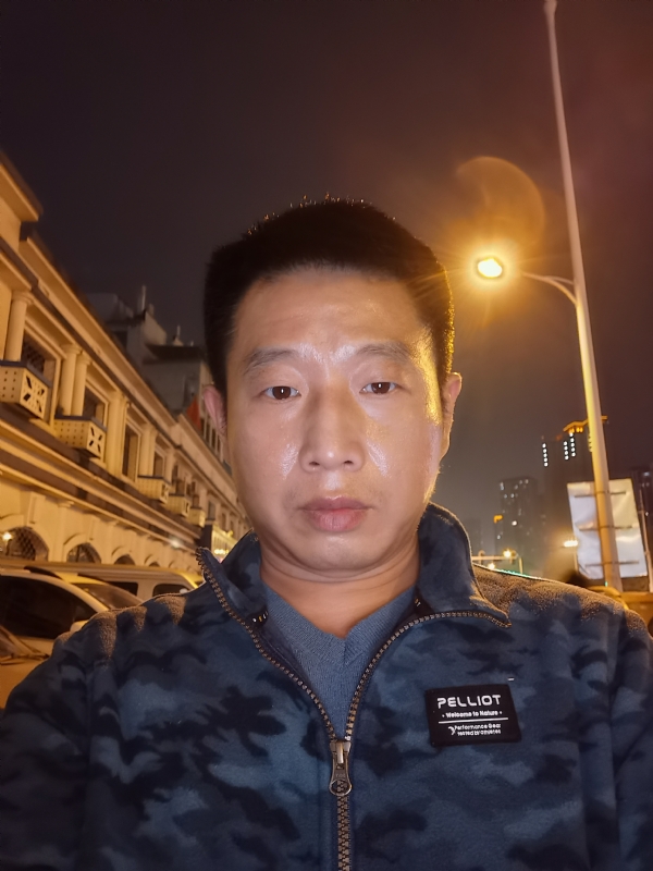 偷偷说的第一张照片--厦门相亲服务中心