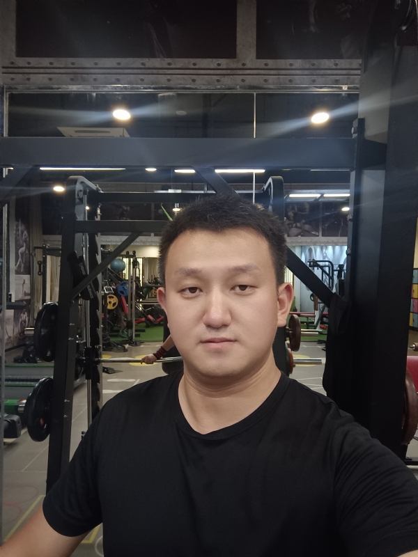 吴痕的第二张照片--厦门相亲服务中心
