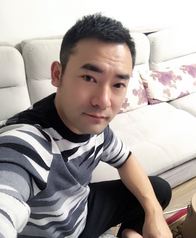 随风的第一张照片--厦门相亲服务中心