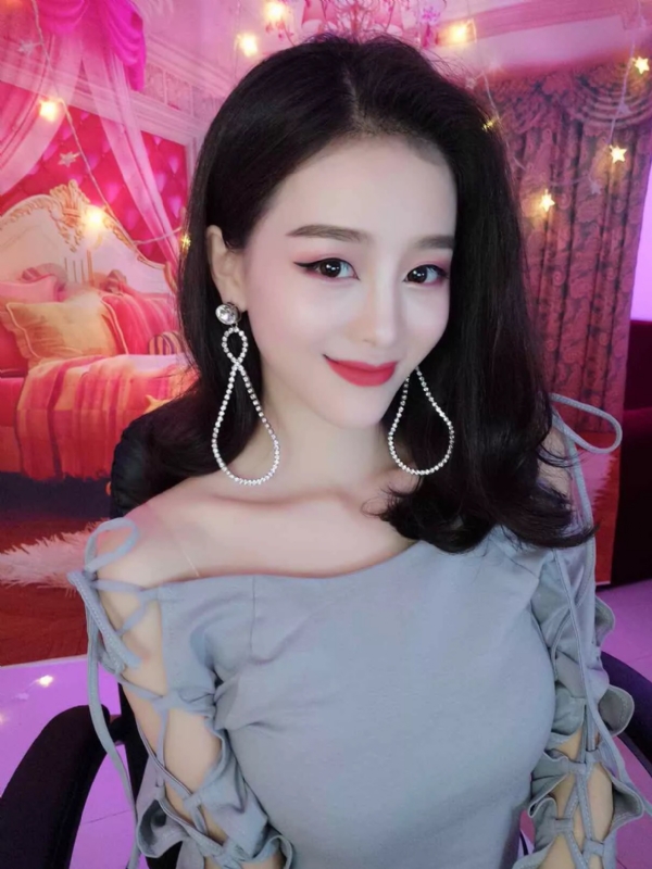 Cici的第三张照片--厦门相亲服务中心