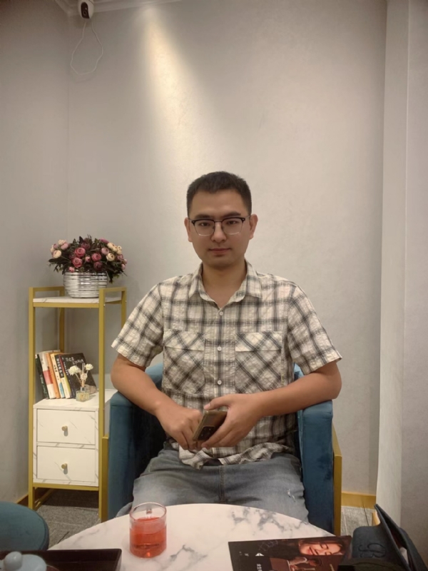 微尘的第四张照片--厦门相亲服务中心
