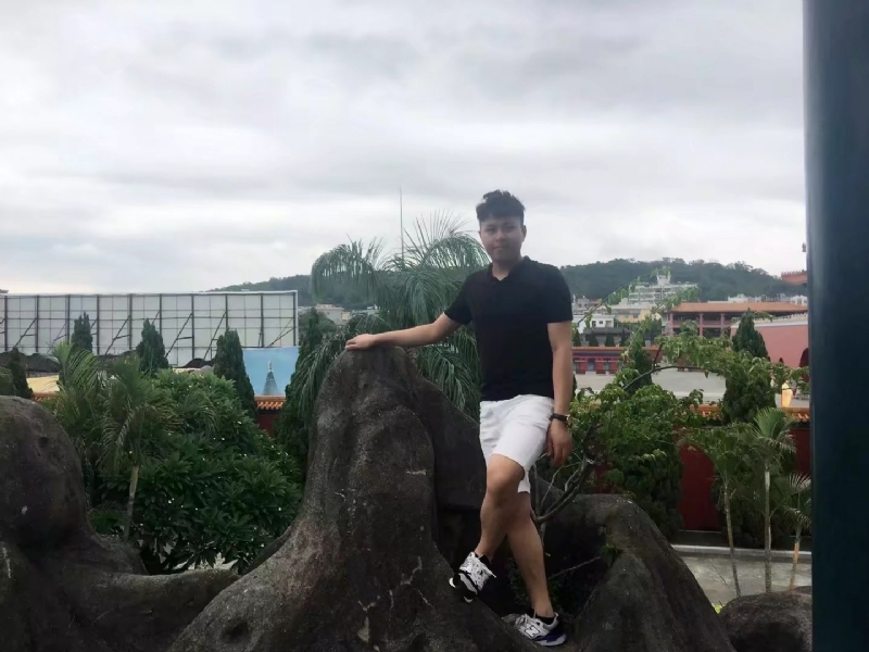 伟仔的第一张照片--厦门相亲服务中心