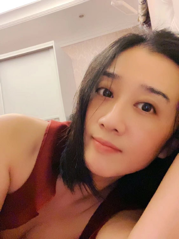 HongYu的第一张照片--厦门相亲服务中心