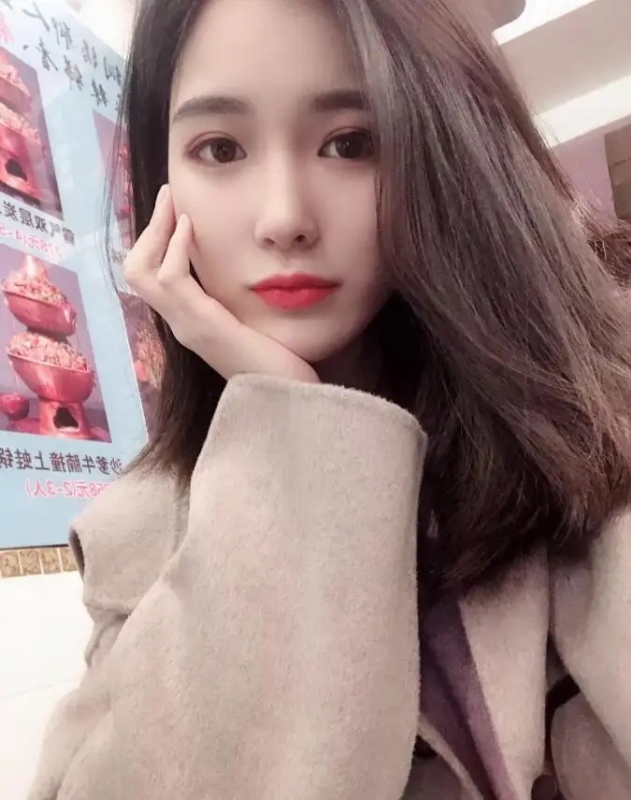谢玲的第一张照片--厦门相亲服务中心