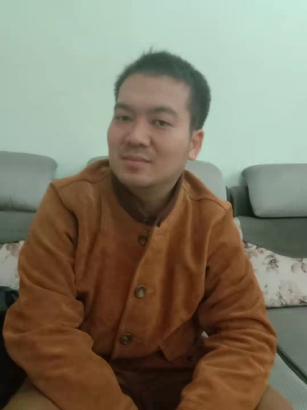 艺民的第一张照片--厦门相亲服务中心