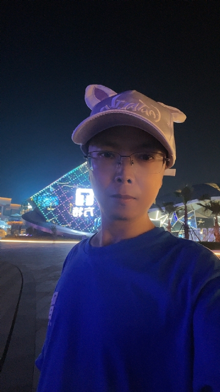 富贵使我们相遇的第一张照片--厦门相亲服务中心