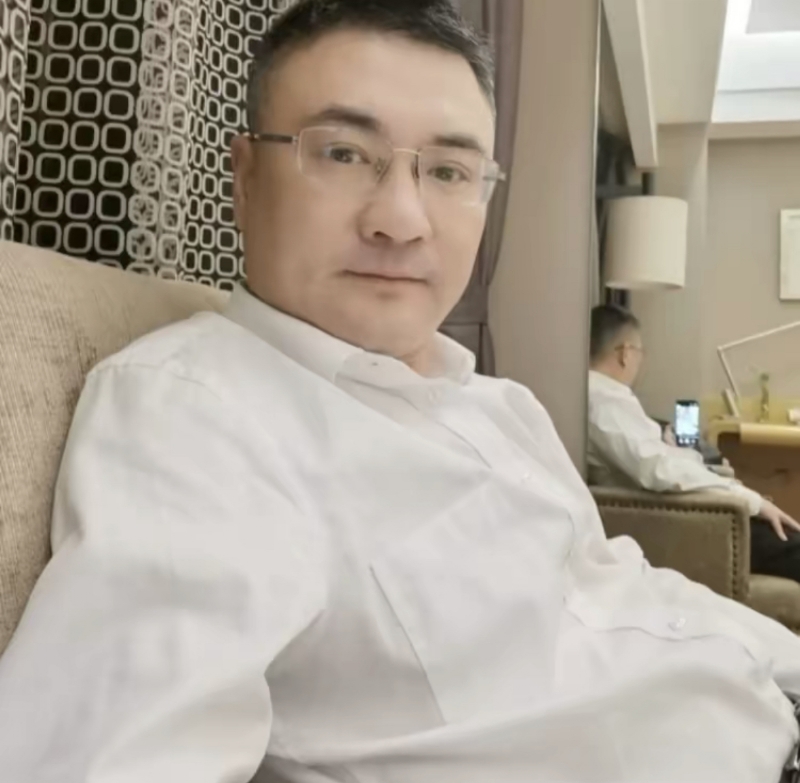 追逐的第二张照片--厦门相亲服务中心