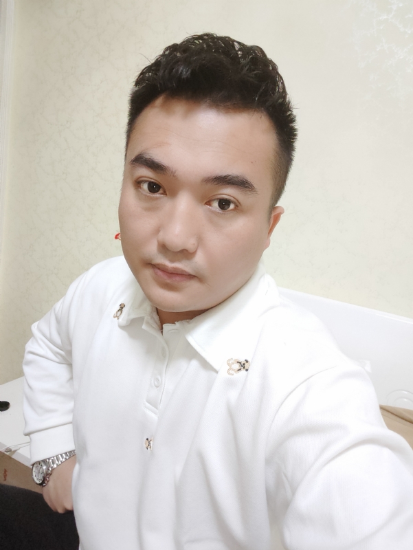 哈哈先生的第三张照片--厦门相亲服务中心