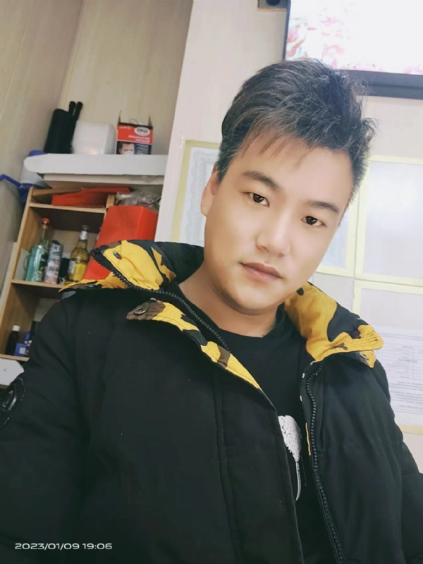 孤酒枕愁眼眠的第一张照片--厦门相亲服务中心