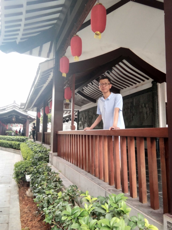 lijian的第一张照片--厦门相亲服务中心