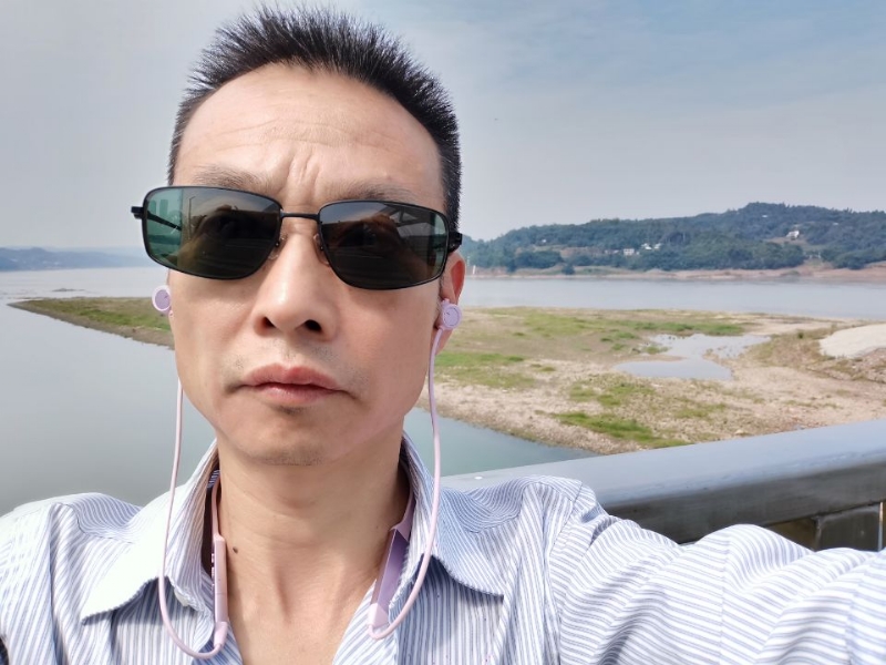猪哥哥的第一张照片--厦门相亲服务中心