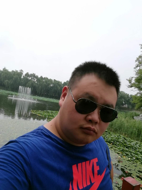石头的第一张照片--厦门相亲服务中心