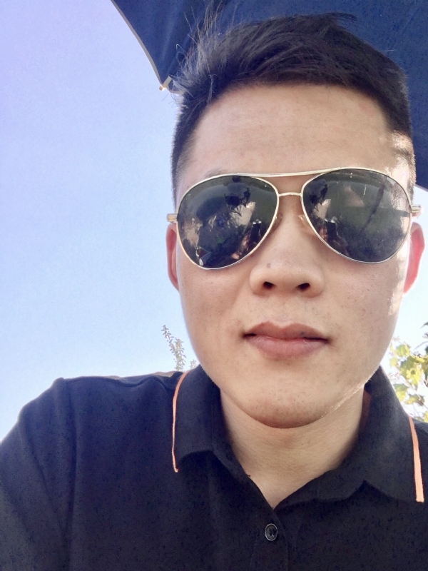 德鹏的第一张照片--厦门相亲服务中心