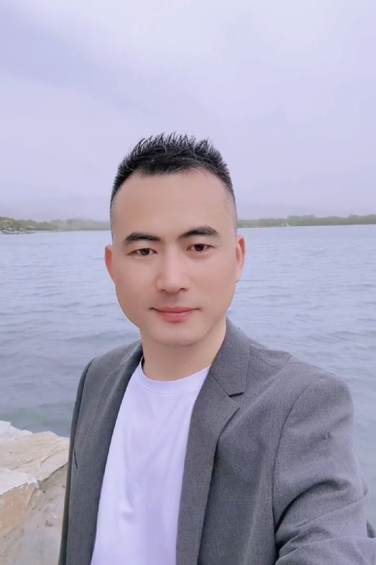 一往情深的第一张照片--厦门相亲服务中心