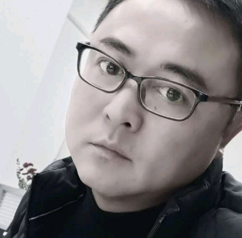 小石头的第一张照片--厦门相亲服务中心