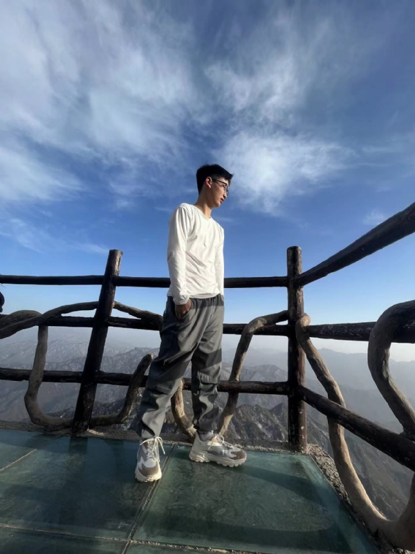 怜ぁ熙的第一张照片--厦门相亲服务中心