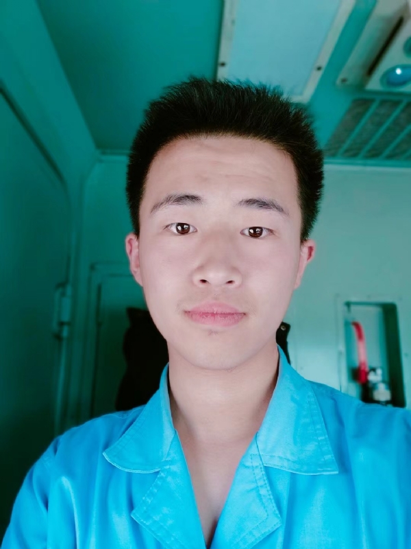 生而为人的第一张照片--厦门相亲服务中心