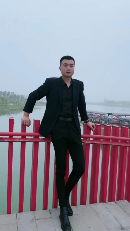 Albert的第一张照片--厦门相亲服务中心