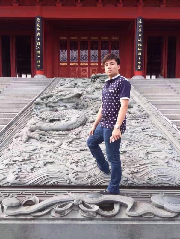 御龙氏的第一张照片--厦门相亲服务中心