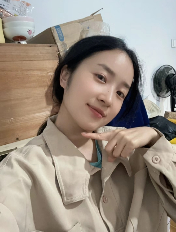 多喝热水的第二张照片--厦门相亲服务中心