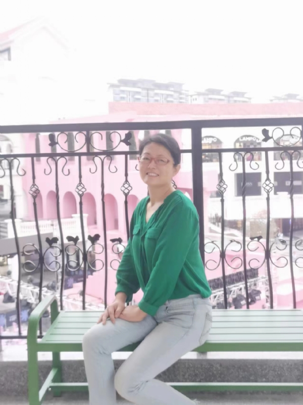 丽华的第六张照片--厦门相亲服务中心