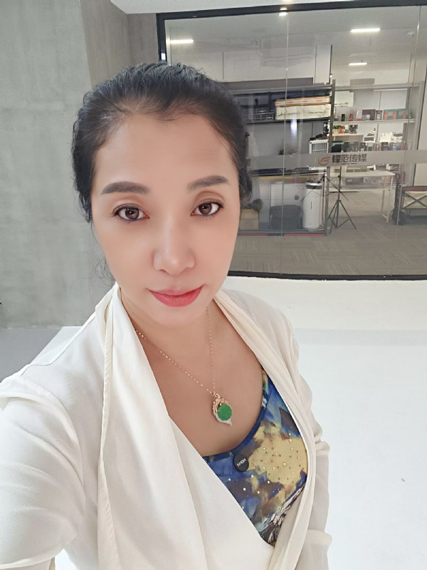 仝馨的第二张照片--厦门相亲服务中心