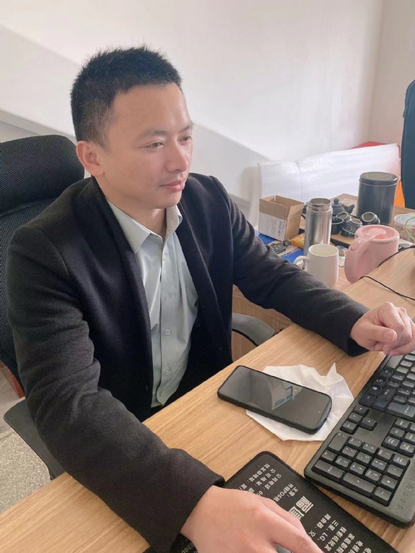 落叶知秋的第一张照片--厦门相亲服务中心