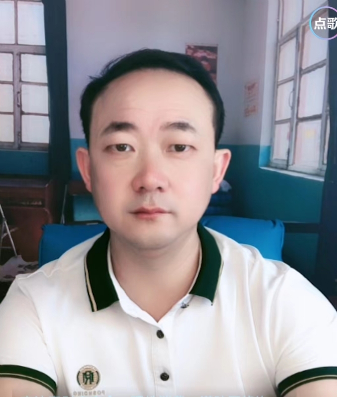 成秀才的第一张照片--厦门相亲服务中心